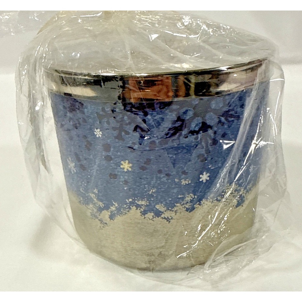 White Barn Winter 3-Wick Luminary Candle 14.5oz Blue Silver Snowflake Scented - Picture 3 of 6